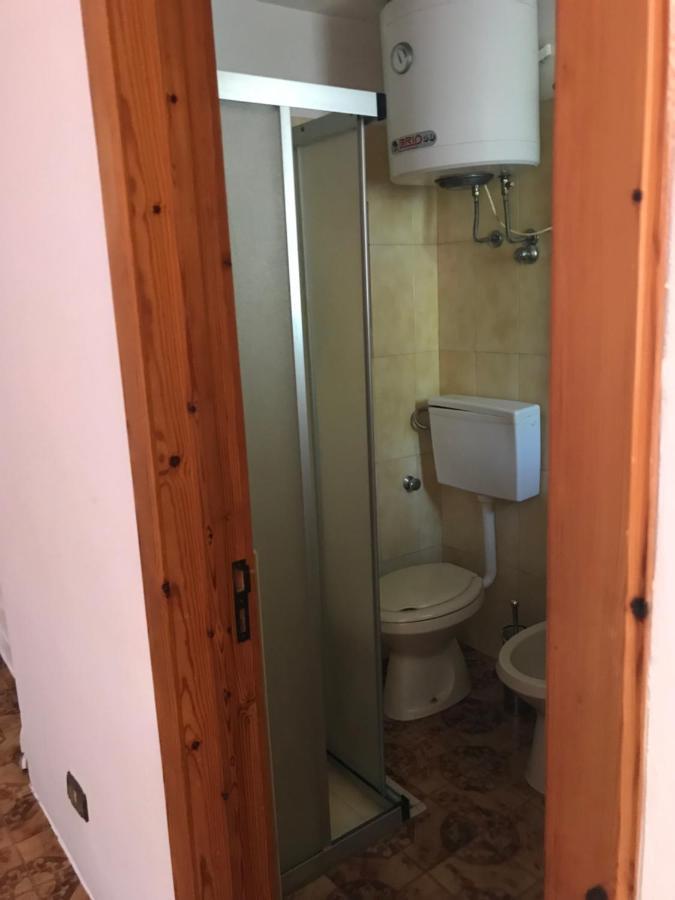 Casa Vacanza Gico' Alezio Exterior foto