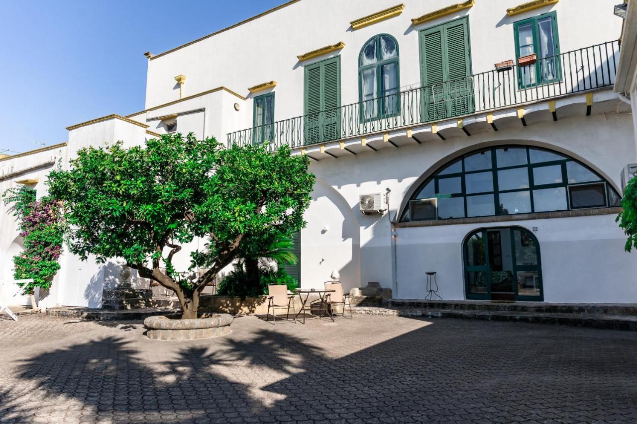 Casa Vacanza Gico' Alezio Exterior foto