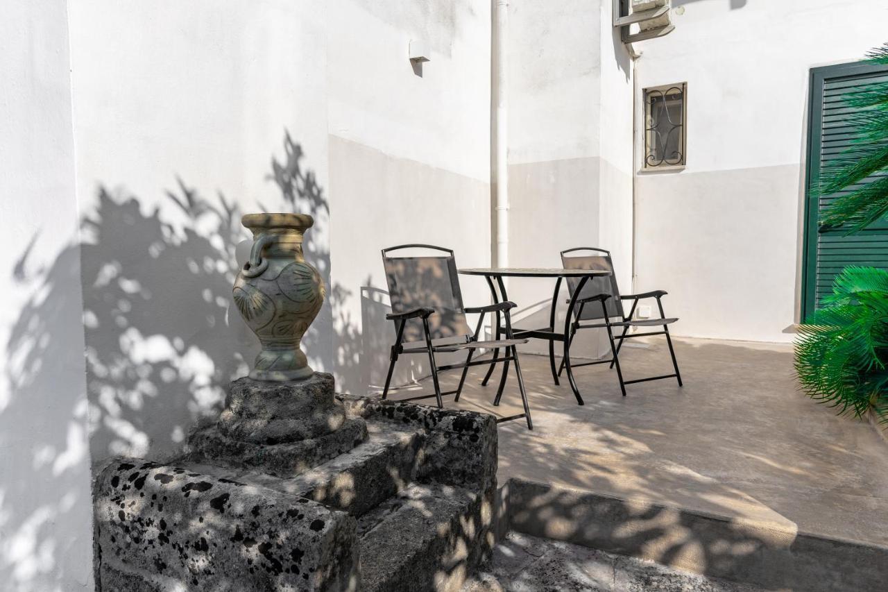 Casa Vacanza Gico' Alezio Exterior foto